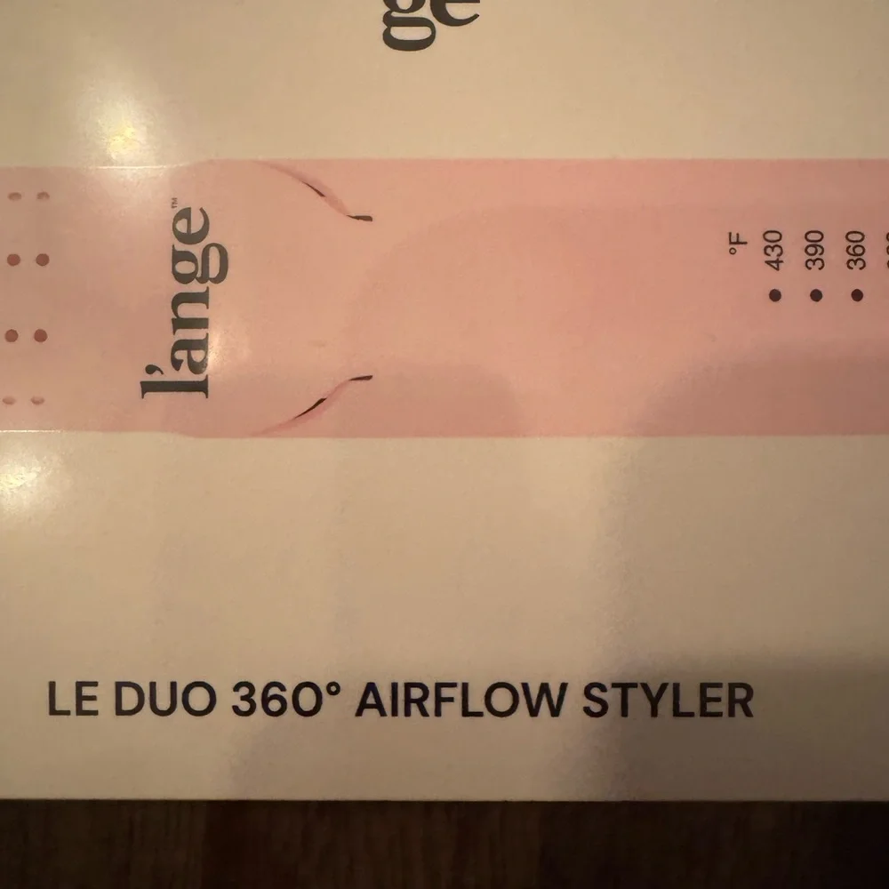 Lange Le Duo 360° Airflow Styler in Pink and White - Picture 3 of 6